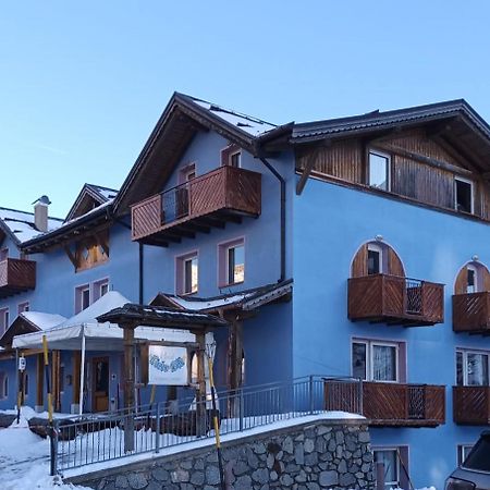 Hotel Cielo Blu Passo del Tonale Exterior photo